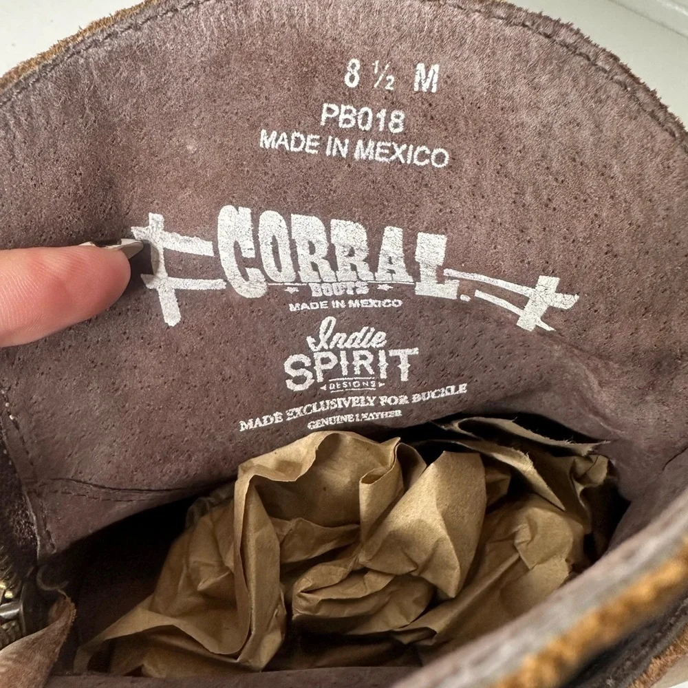 Corral Boots Indie Spirit Distressed Leather Ankle Boots Braided Strap Bootie - Picture 9 of 9